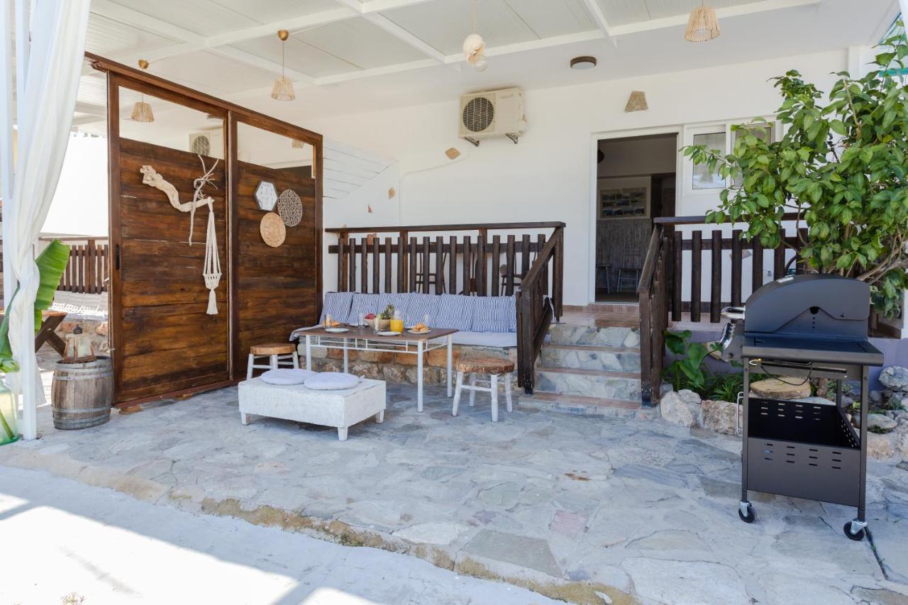 Christos Studios And Family Apartments Stegna Экстерьер фото