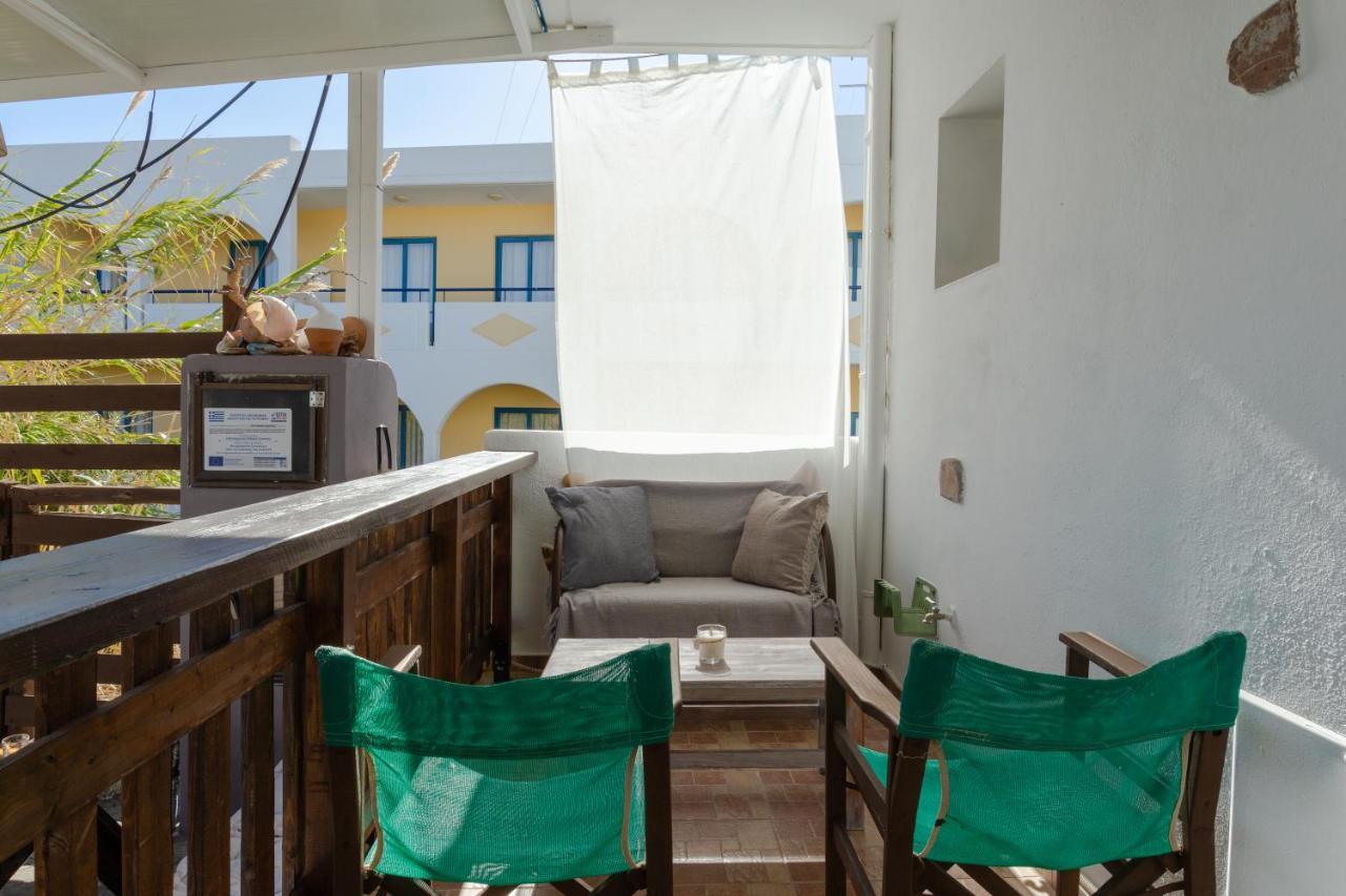 Christos Studios And Family Apartments Stegna Экстерьер фото