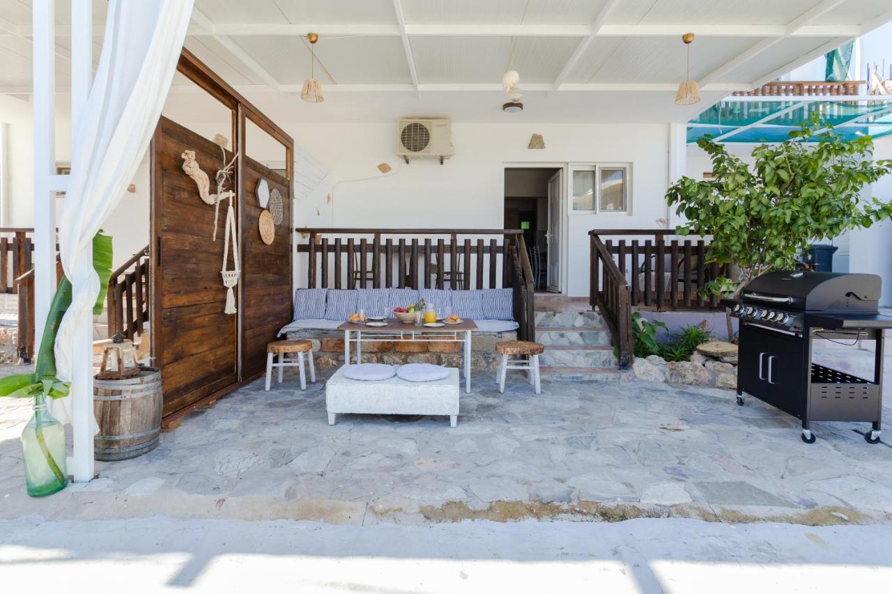 Christos Studios And Family Apartments Stegna Экстерьер фото