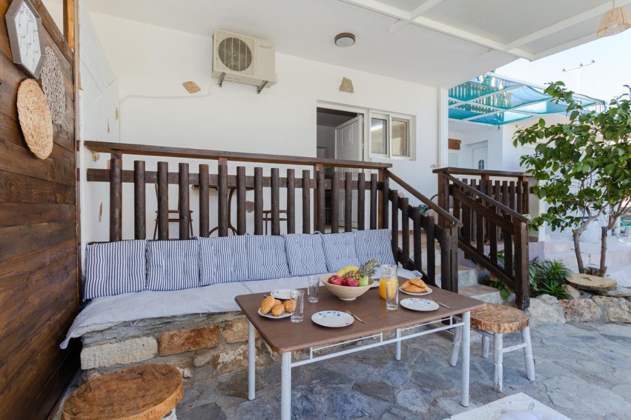 Christos Studios And Family Apartments Stegna Экстерьер фото