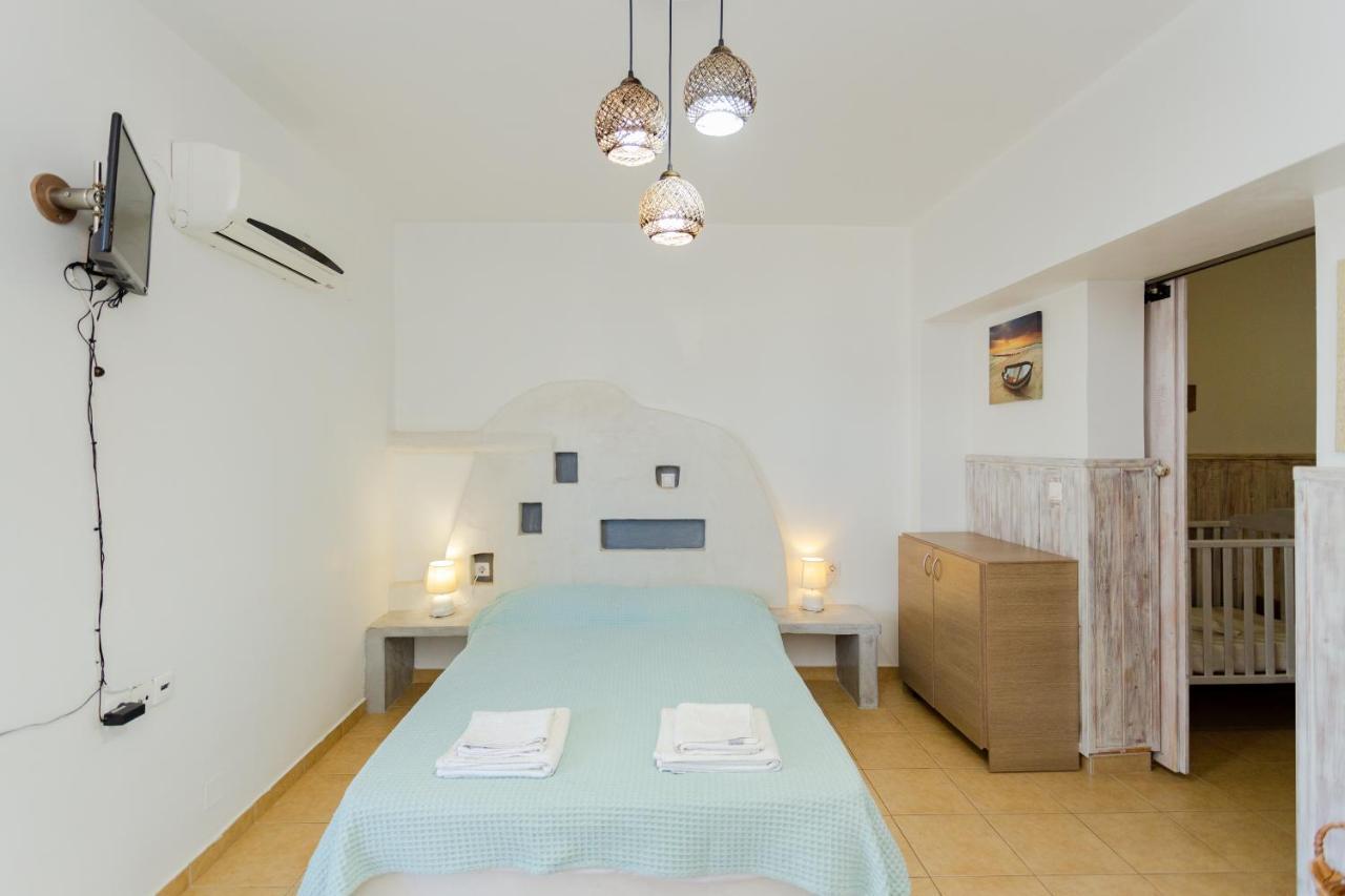 Christos Studios And Family Apartments Stegna Экстерьер фото