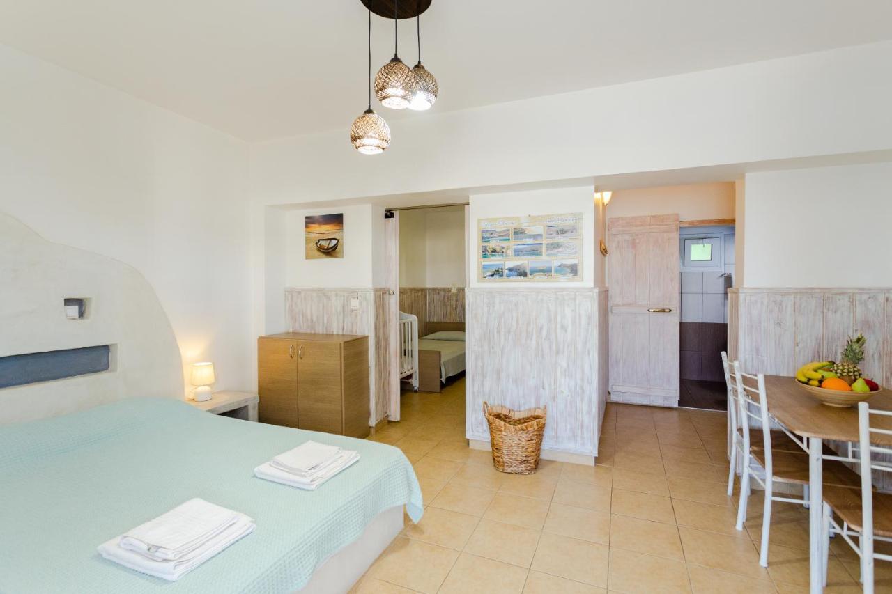Christos Studios And Family Apartments Stegna Экстерьер фото