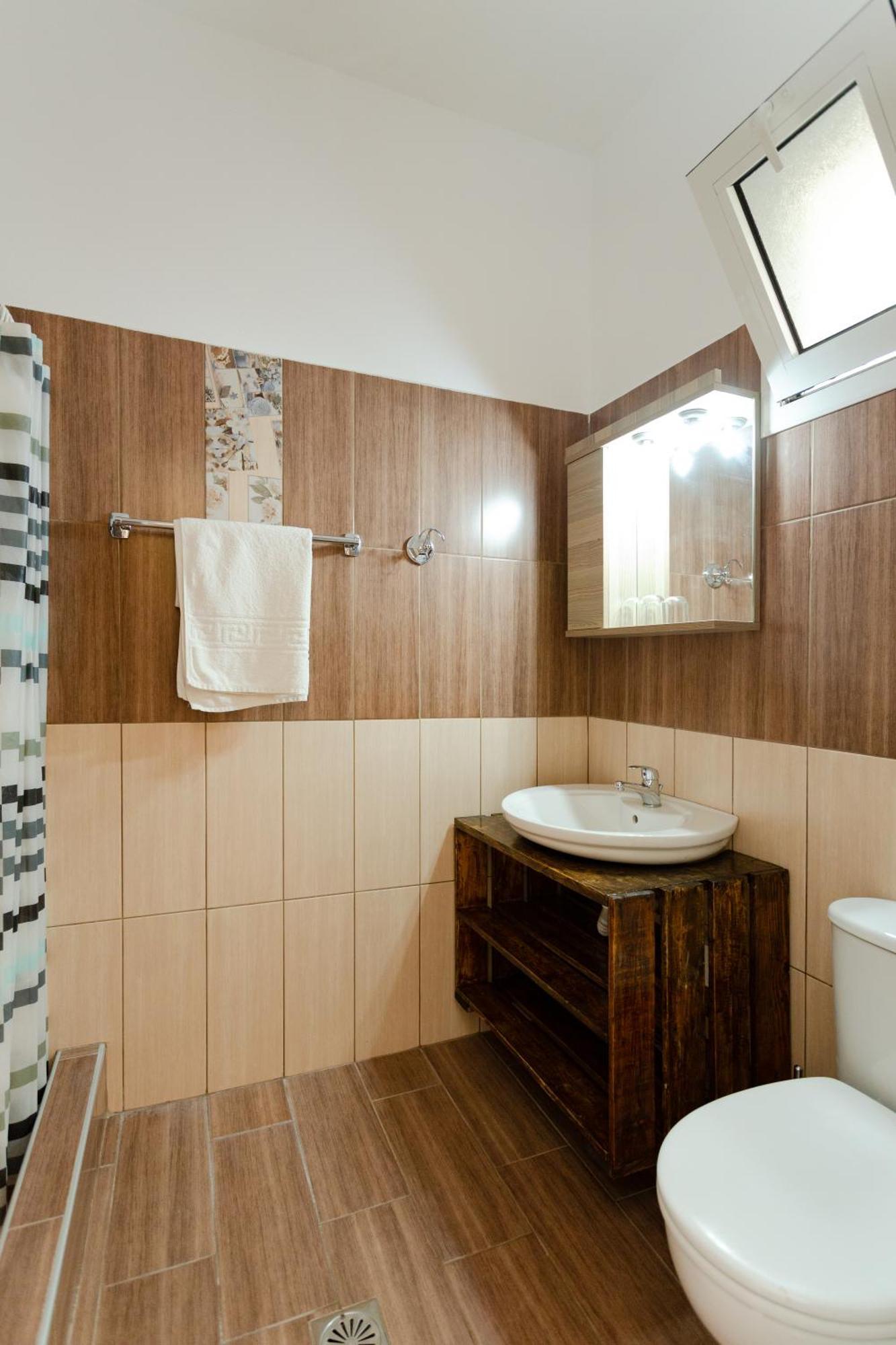 Christos Studios And Family Apartments Stegna Номер фото